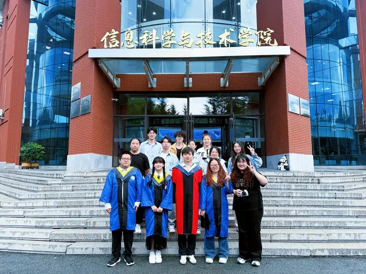 Ren Protein Design Group: Graduation on the steps