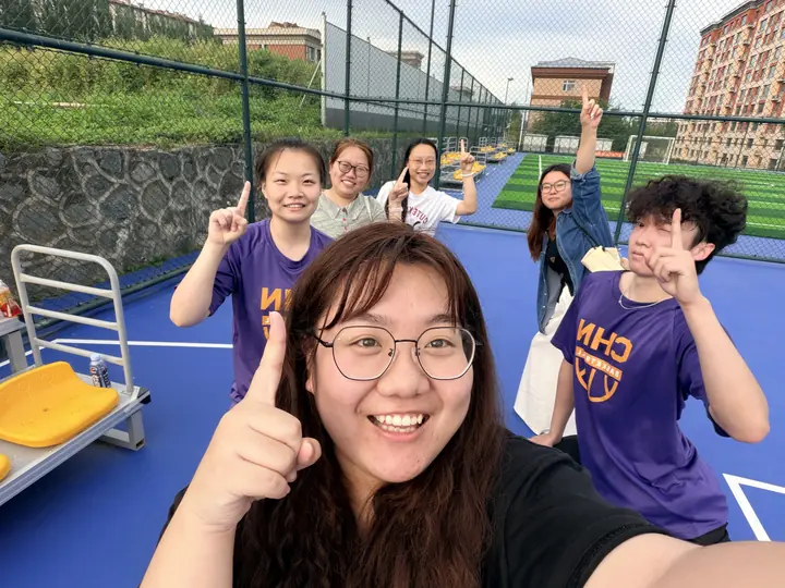 Ren Protein Design Group: A selfie on the basketball court