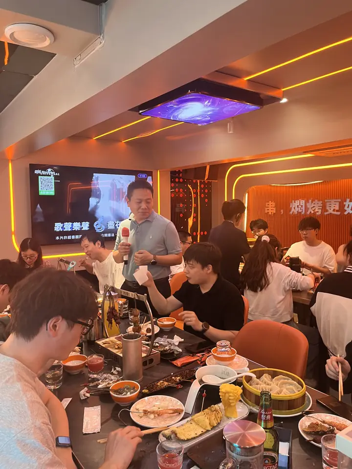 Ren Protein Design Group: Dinner and songs together