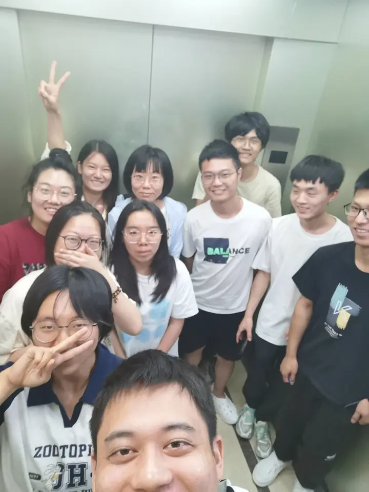 Ren Protein Design Group: Together in the lift